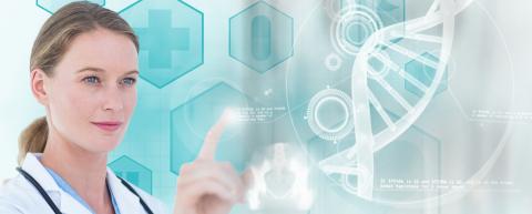 <a href="http://www.freepik.es/foto-gratis/doctora-concentrada-trabajando-con-una-pantalla-virtual_973636.htm">Diseñado por Freepik</a>